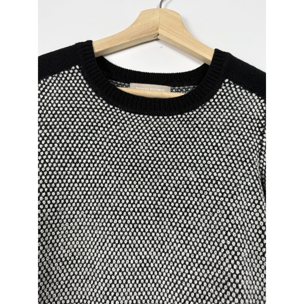 BANANA REPUBLIC Textured Colorblock Pullover Sweater in Black/White Small - Picture 6 of 11